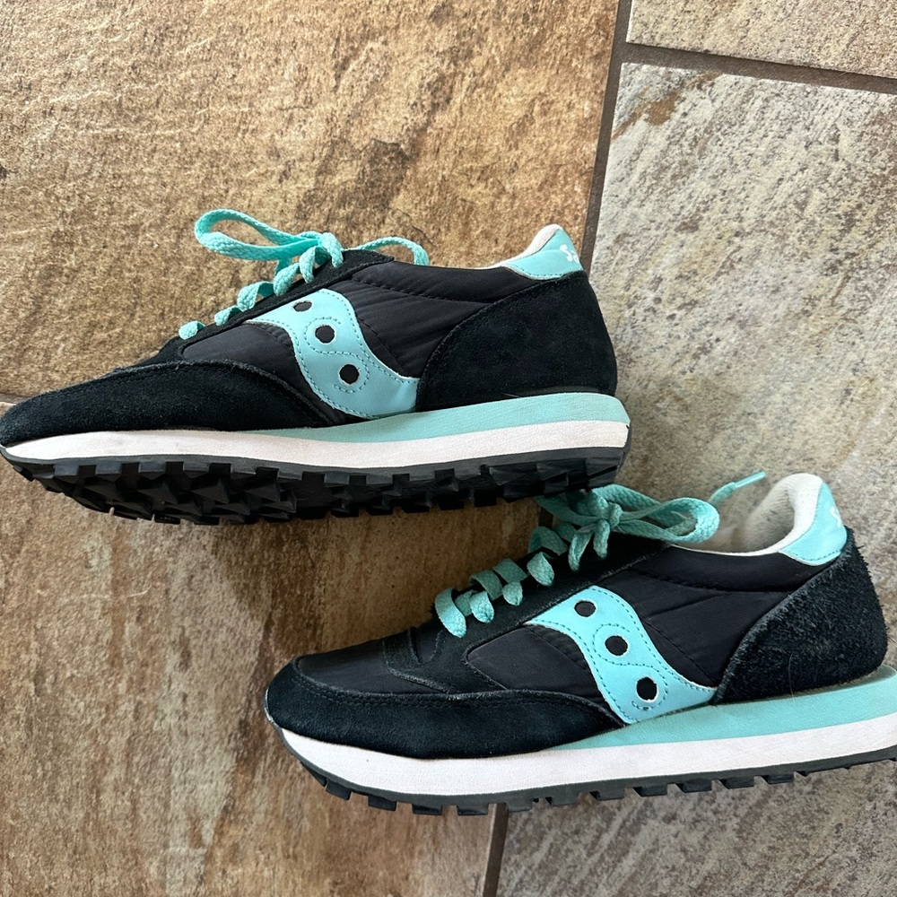 Saucony JAZZ athletic shoes size 6.5 USED in good condition